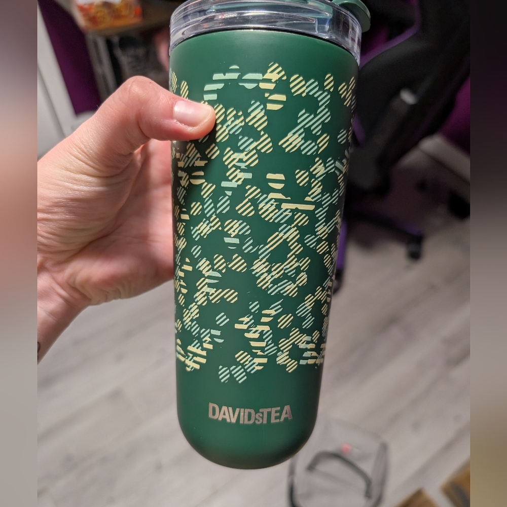 DAVIDsTEA Green Tumbler with Pattern